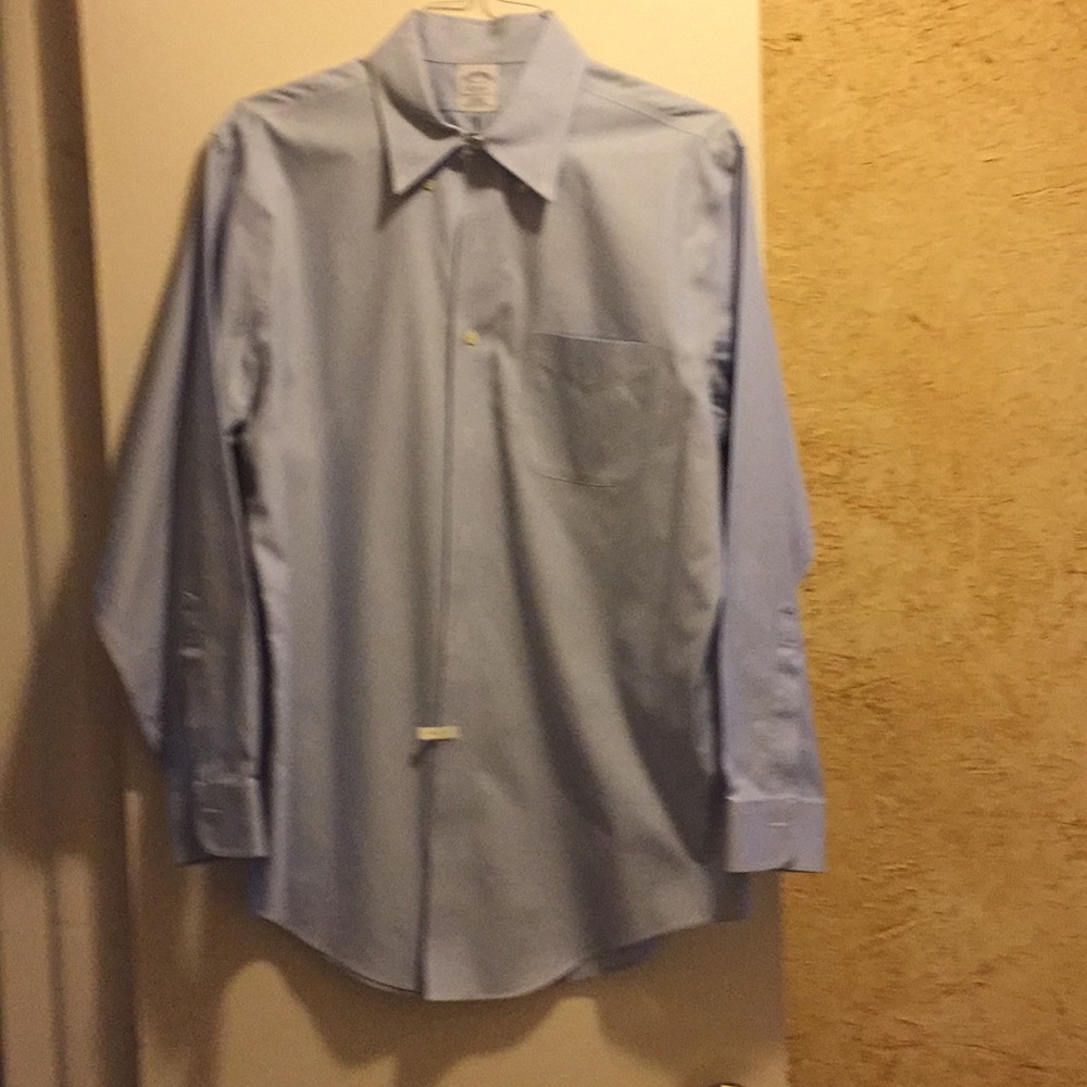 . Brooks Brothers men’s shirt